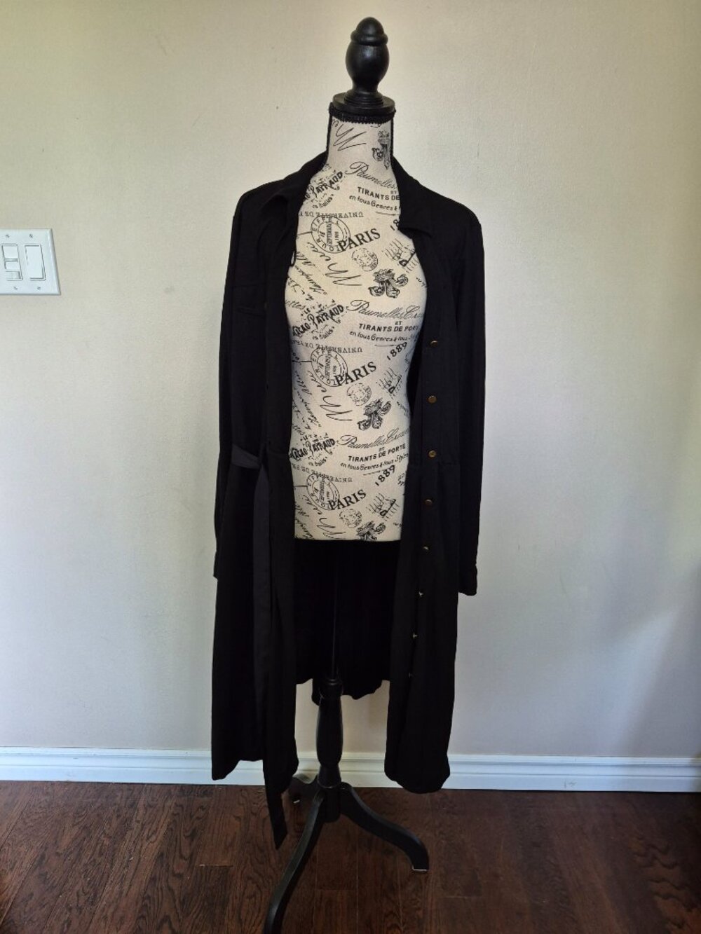 Collared Dress - Picture 6 of 10